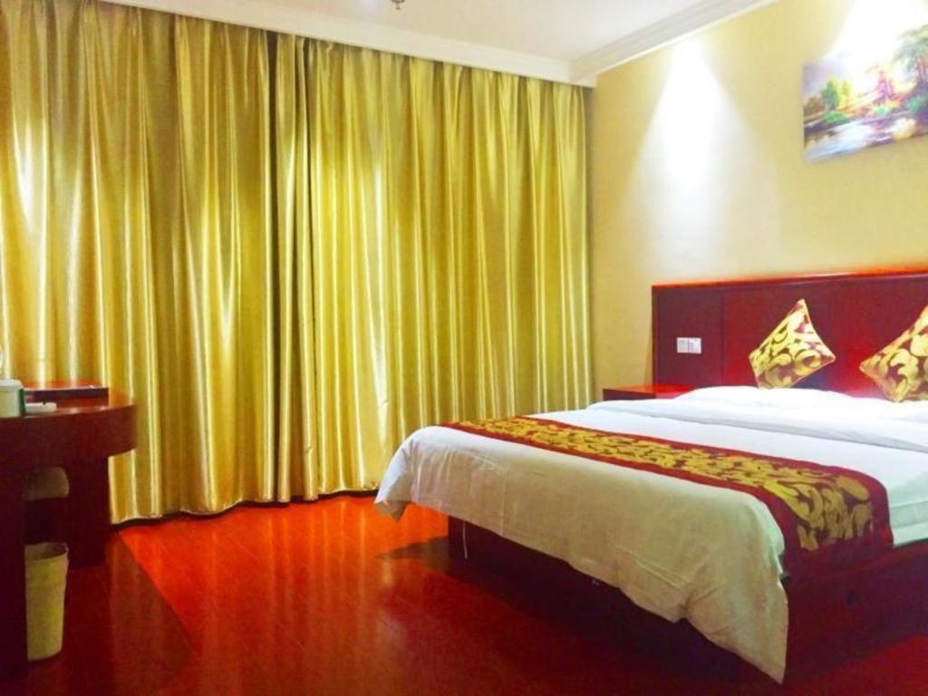 Greentree Inn Jiangsu Nantong Qidong Bus Station Express Hotel Hexingzhen Eksteriør billede